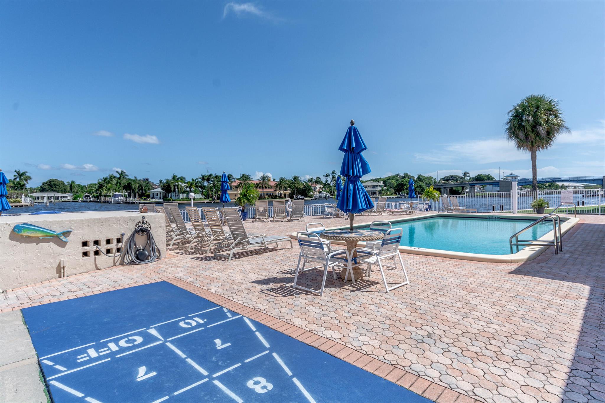 624 Snug Harbor Drive B16