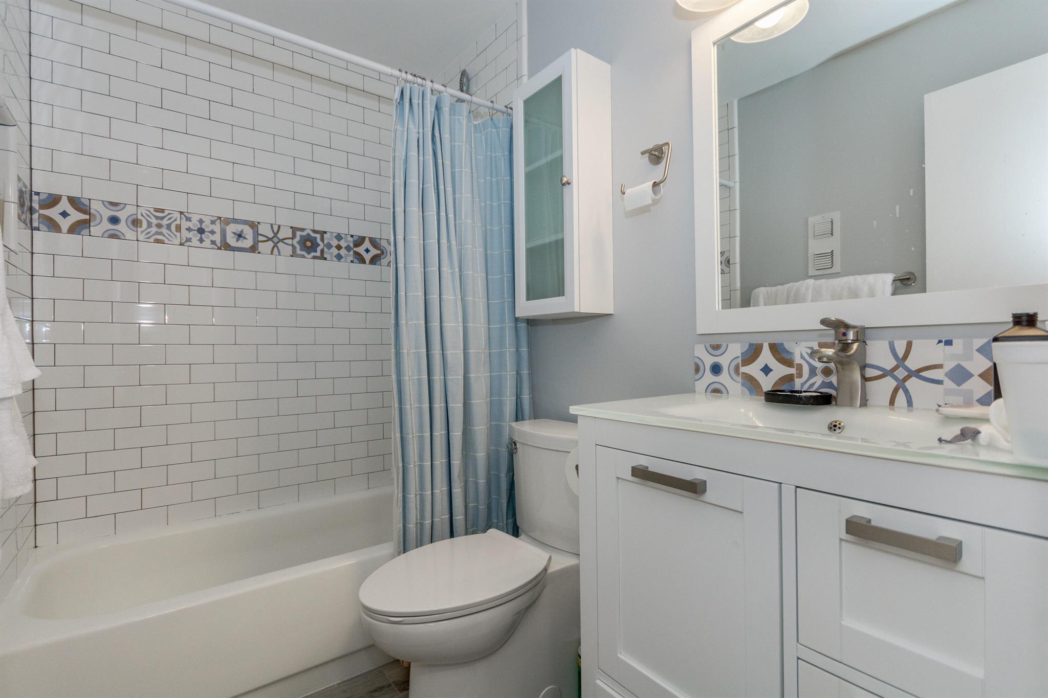 624 Snug Harbor Drive B16