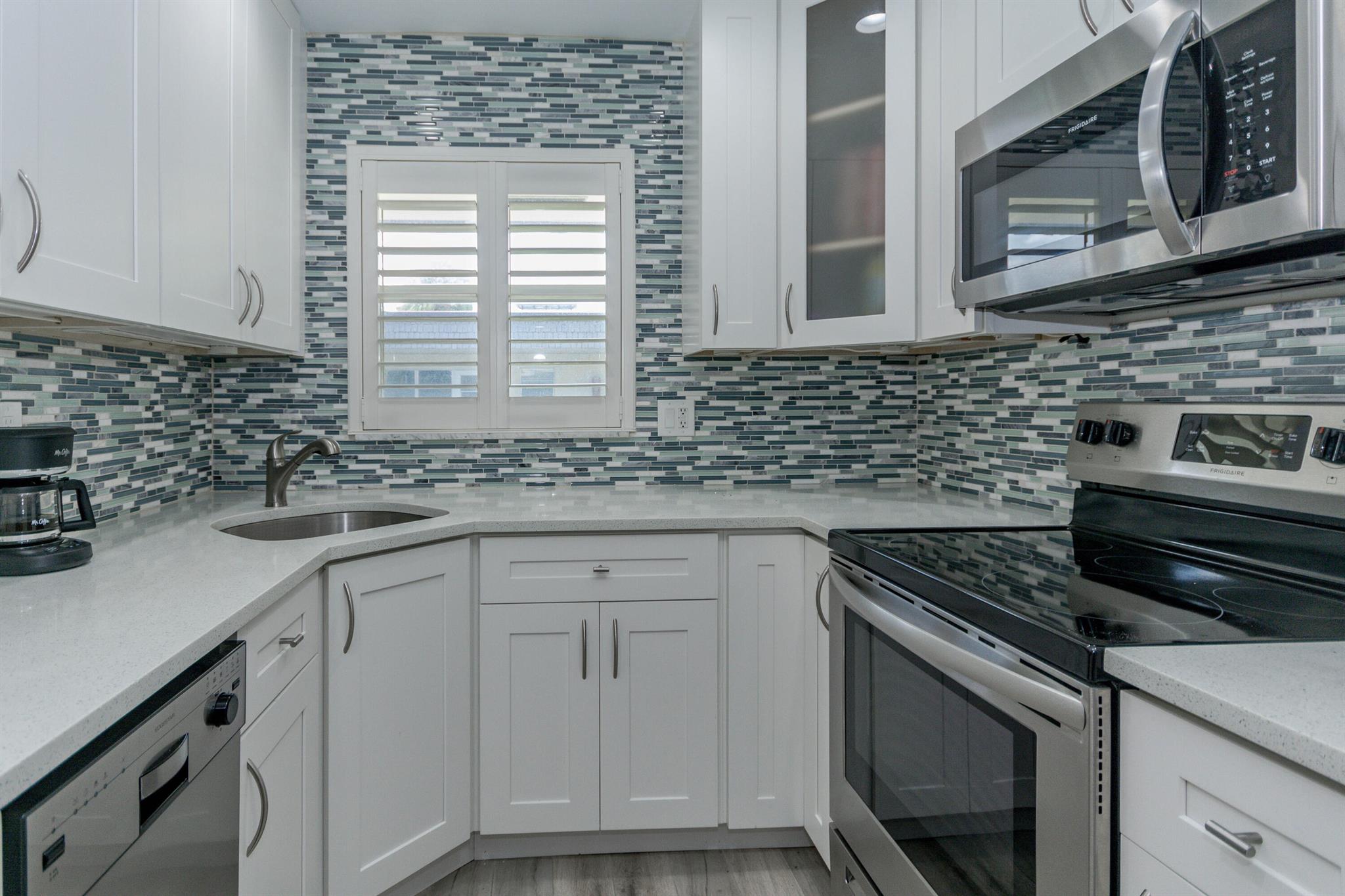 624 Snug Harbor Drive B16