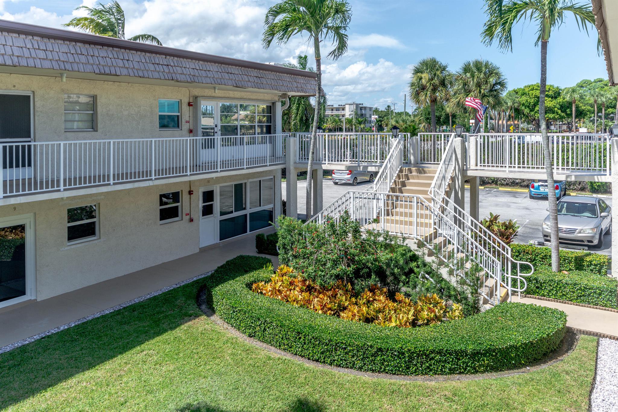 624 Snug Harbor Drive B16