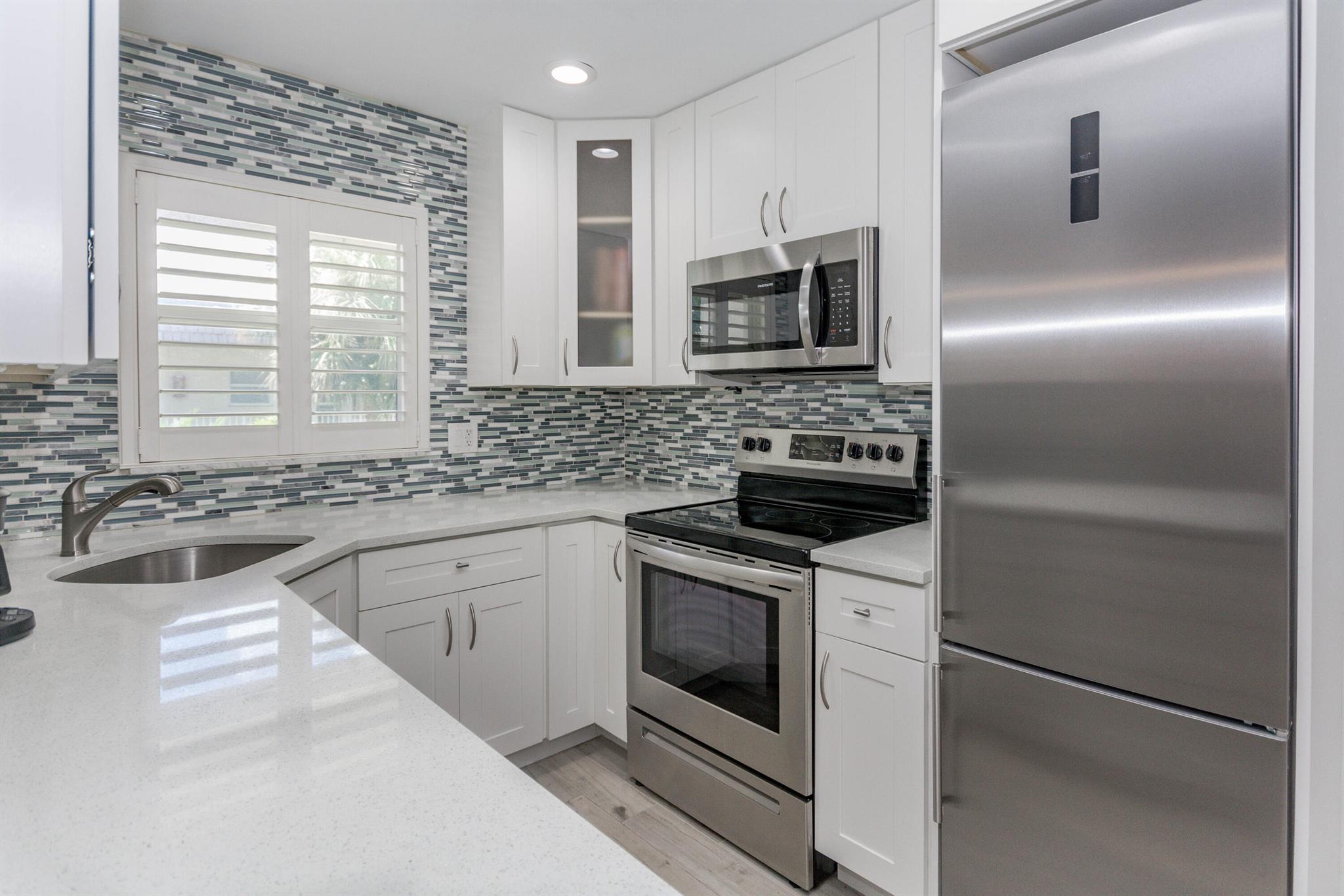 624 Snug Harbor Drive B16