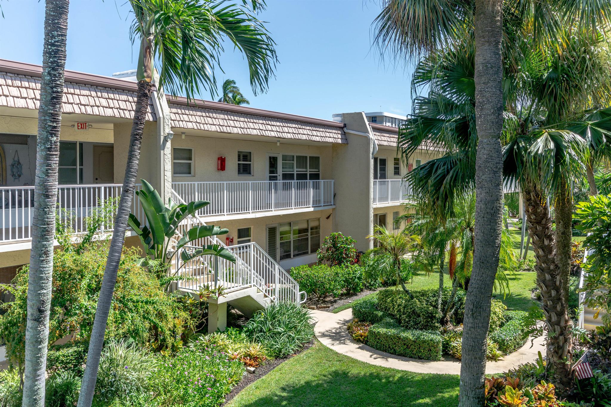 624 Snug Harbor Drive B16