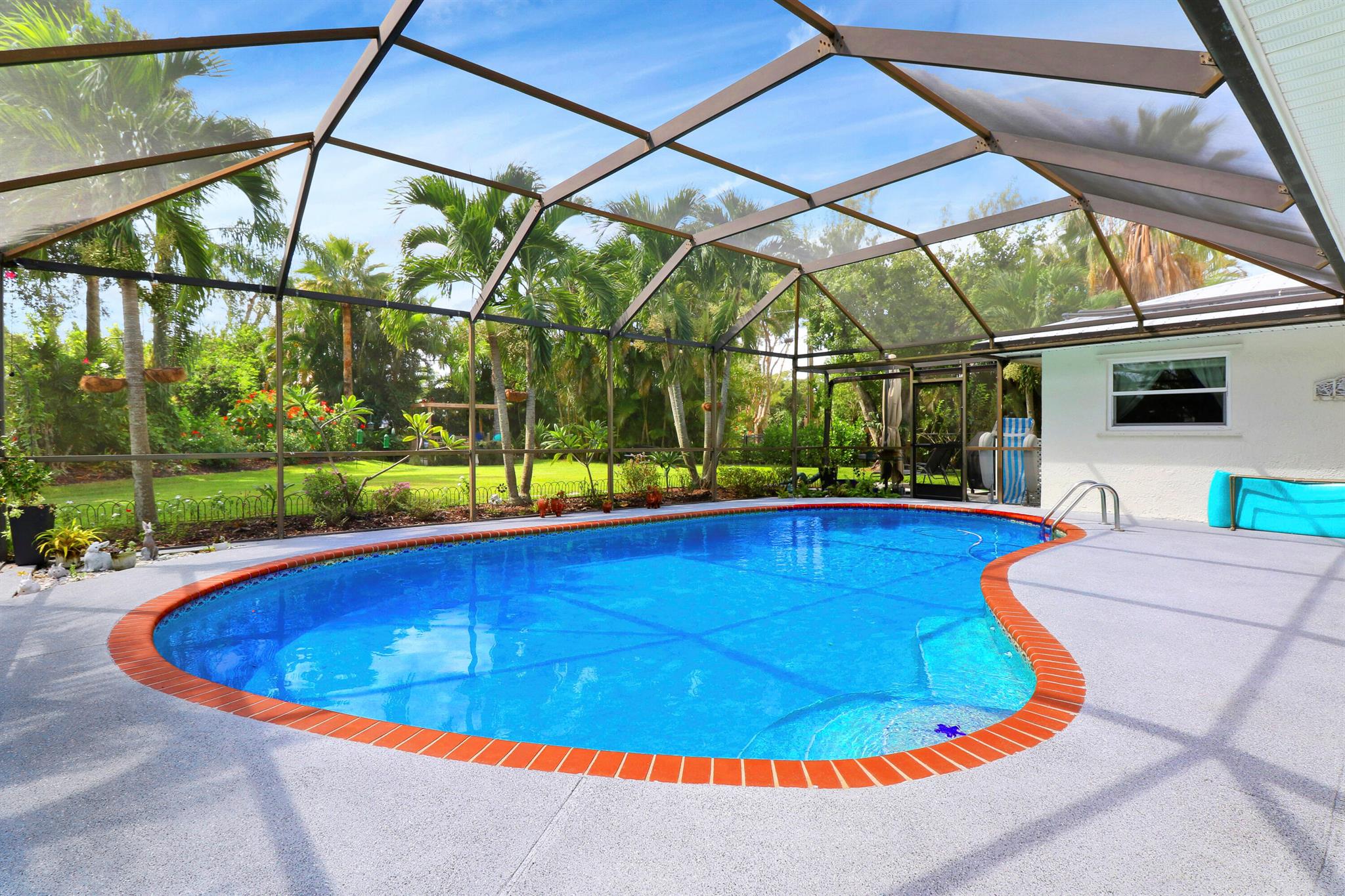 2910 SE Cates Circle