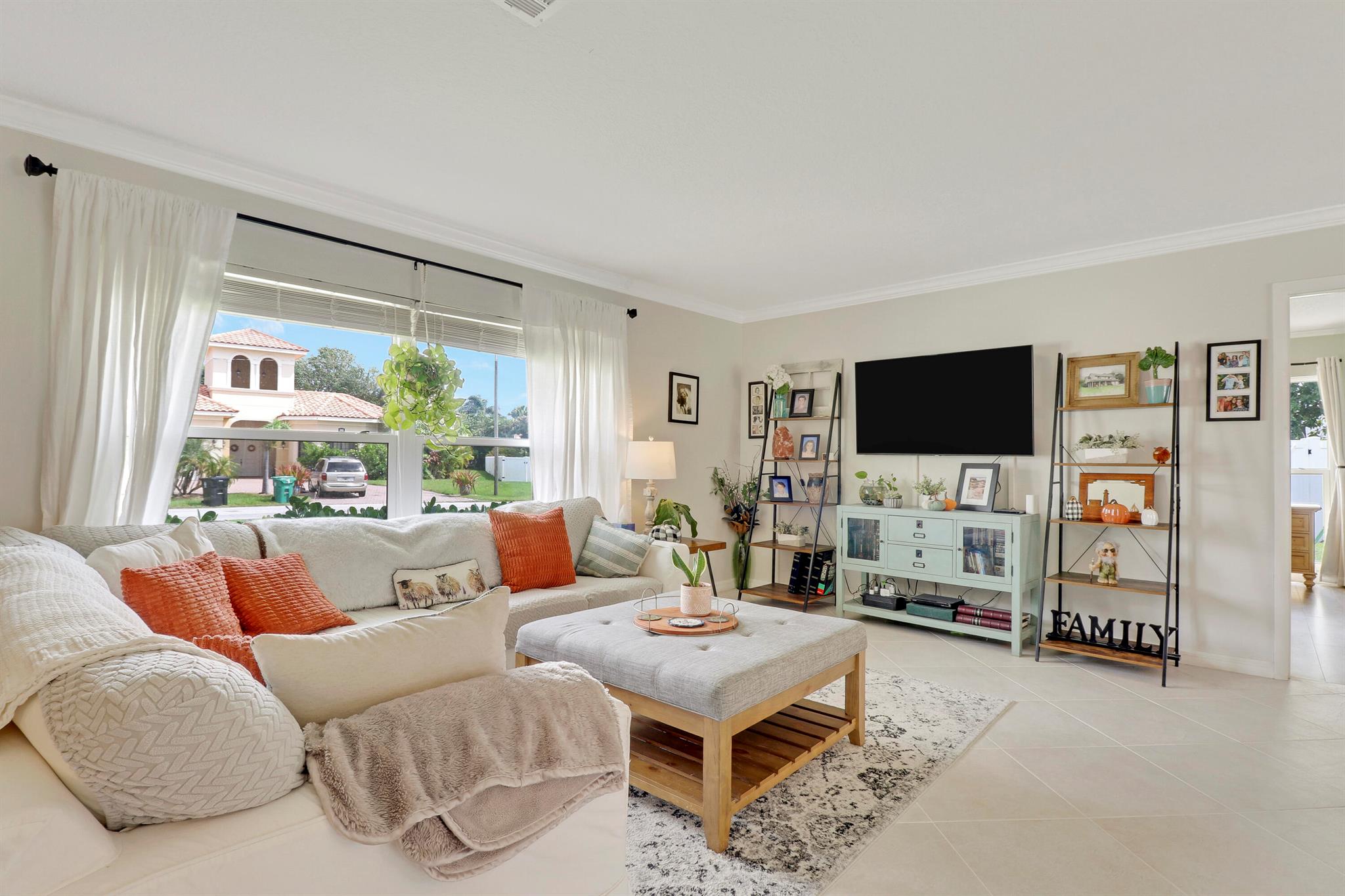 2910 SE Cates Circle