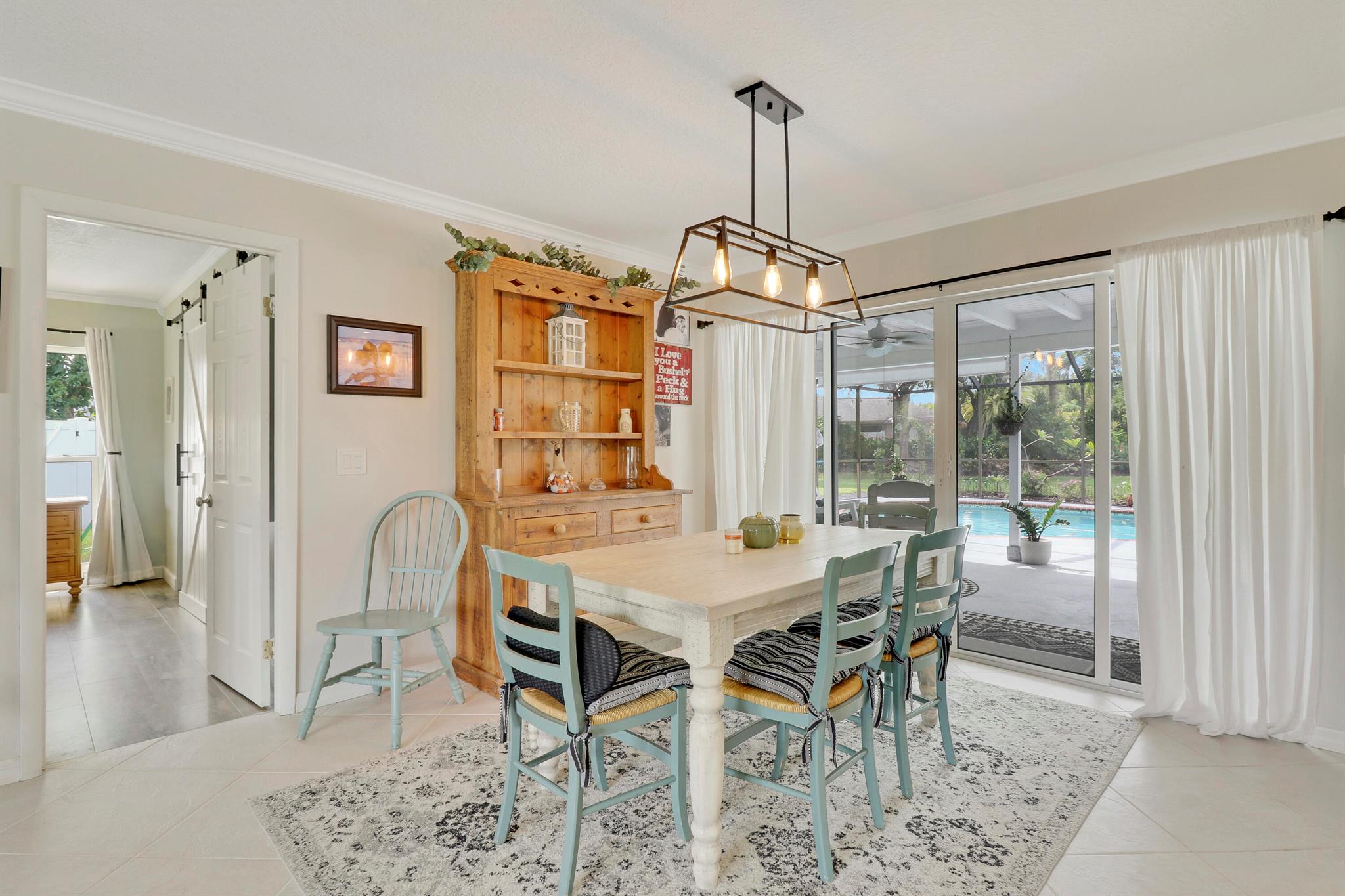 2910 SE Cates Circle