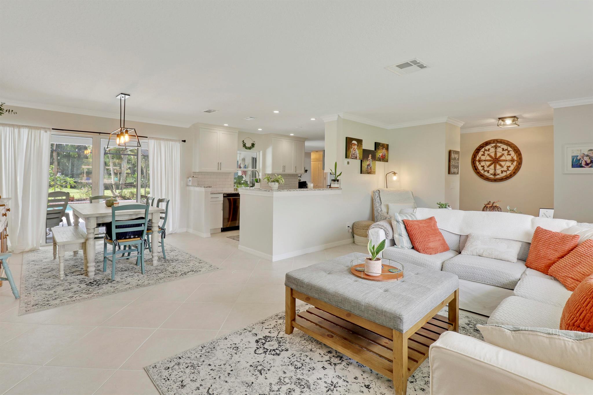 2910 SE Cates Circle