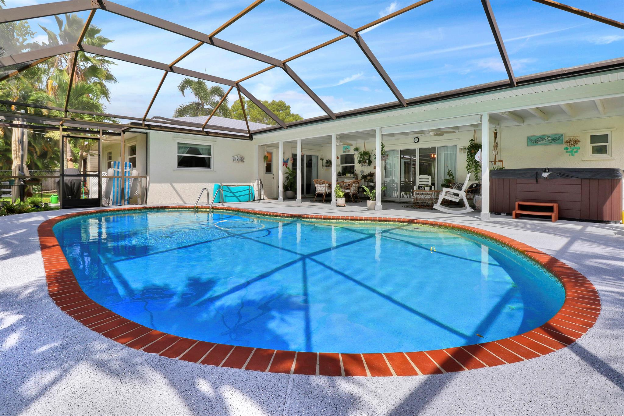 2910 SE Cates Circle