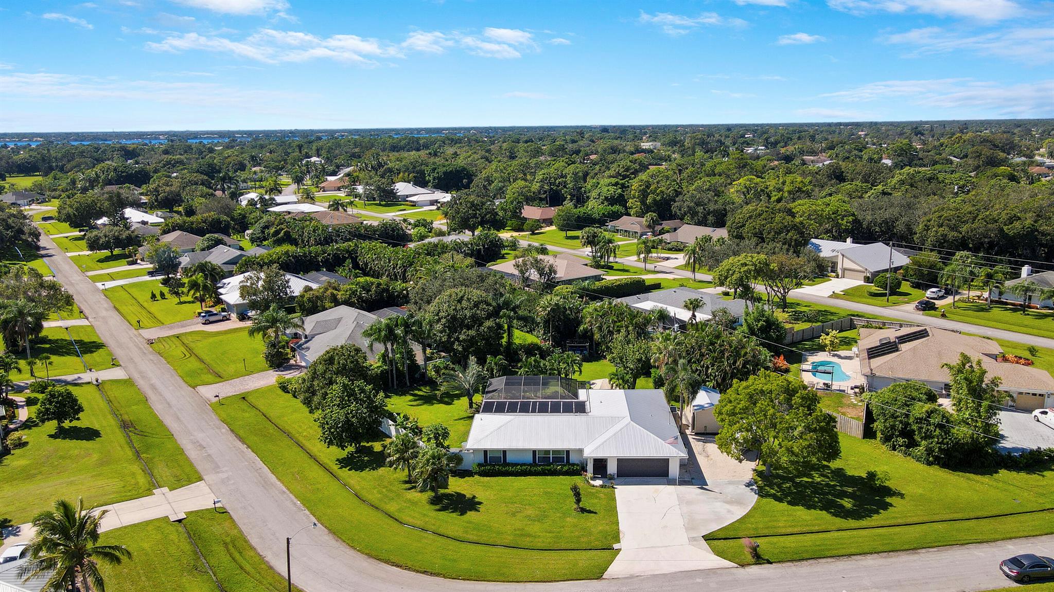 2910 SE Cates Circle