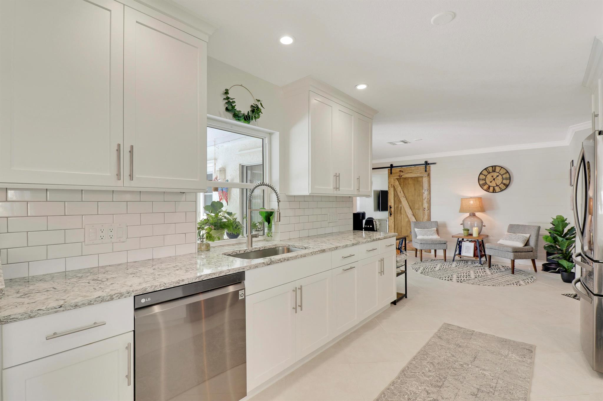 2910 SE Cates Circle