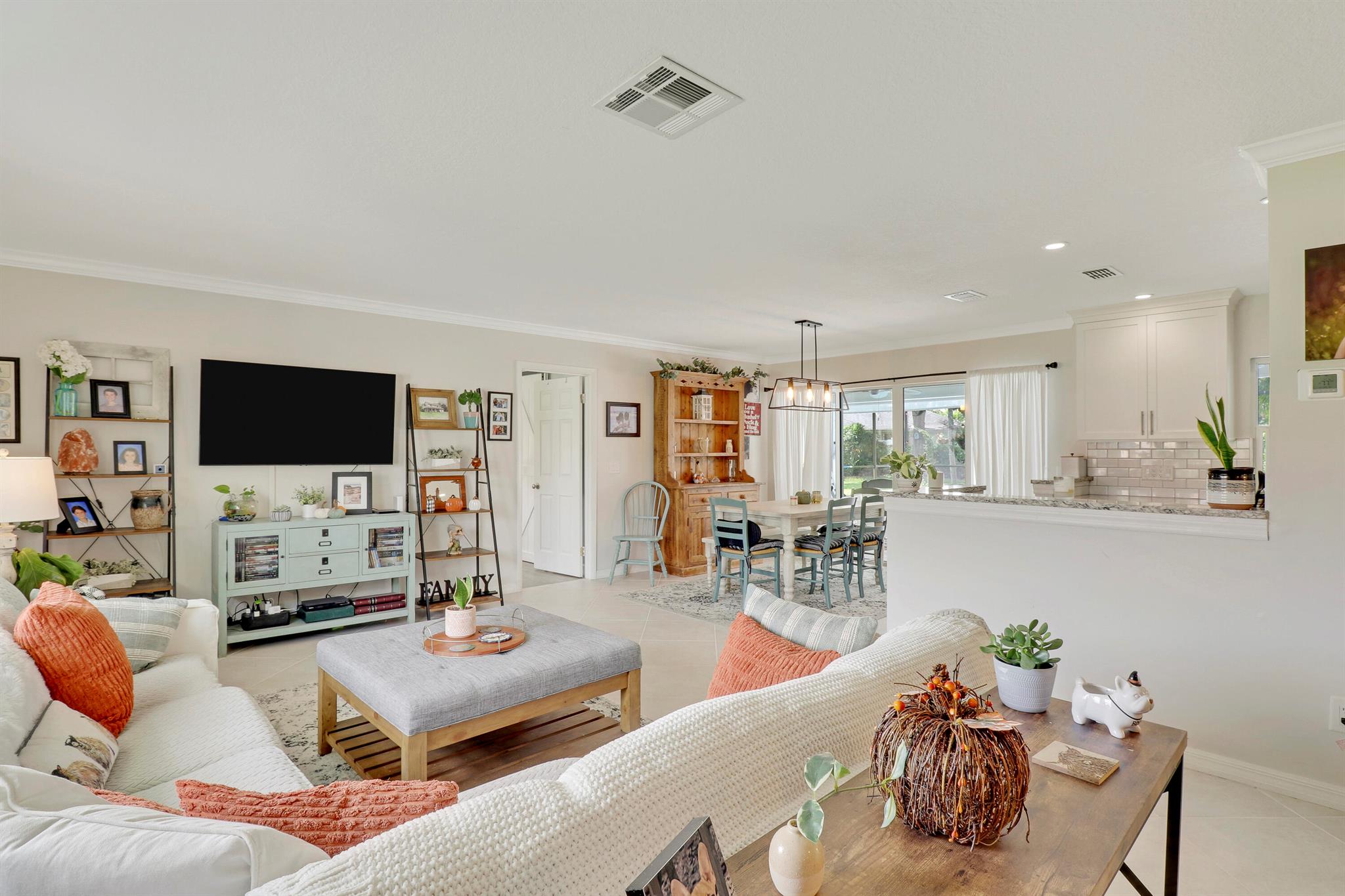 2910 SE Cates Circle