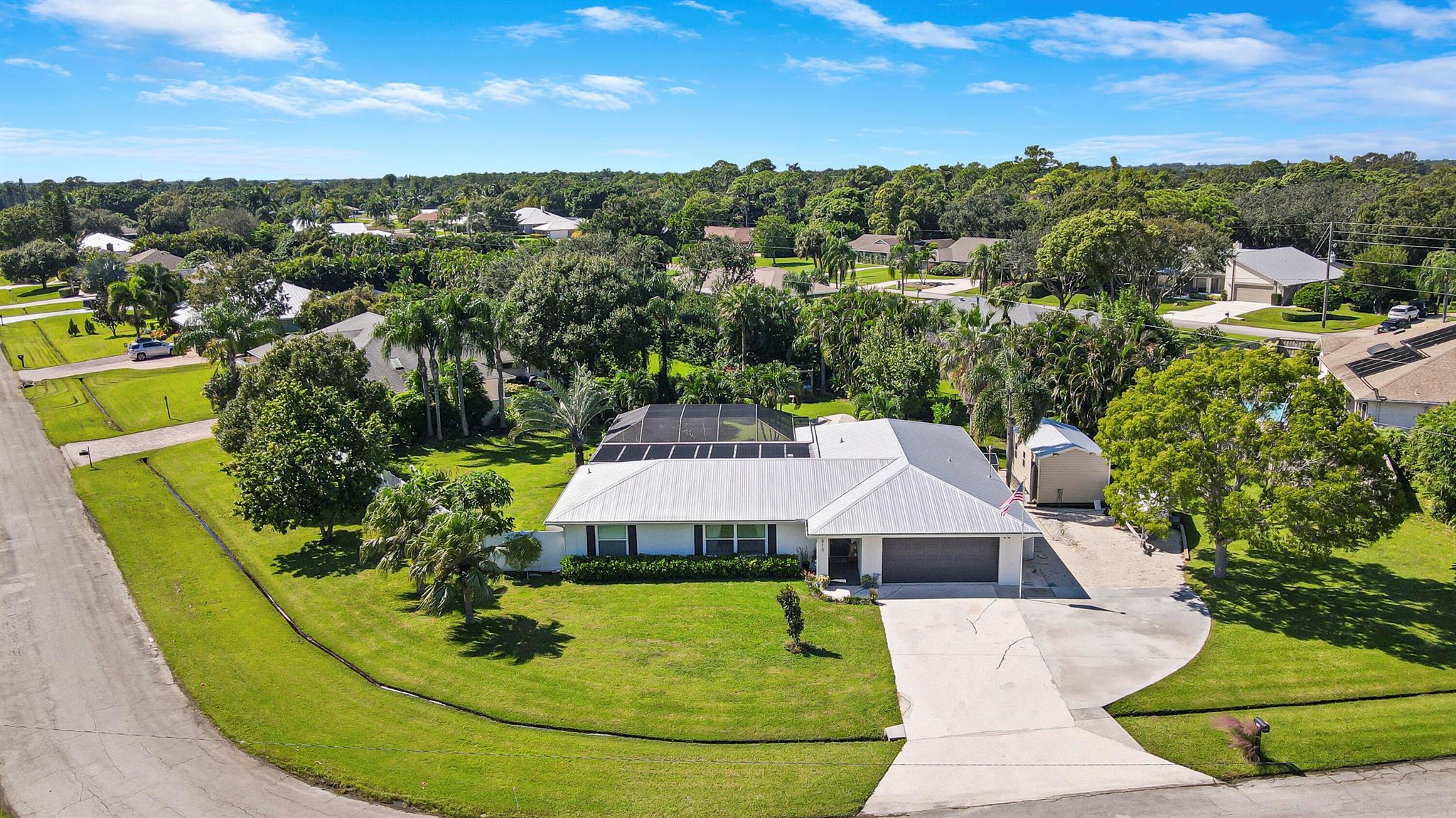 2910 SE Cates Circle