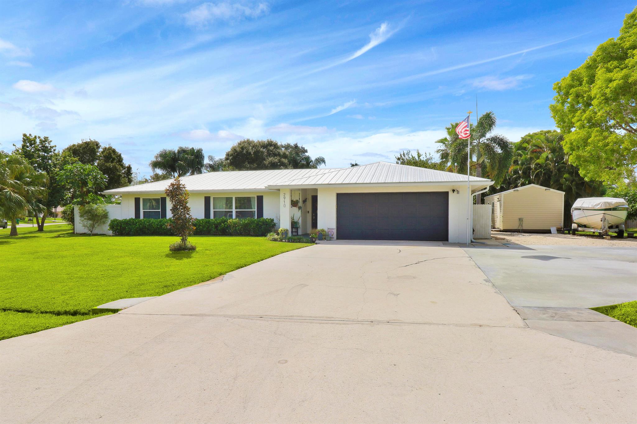 2910 SE Cates Circle