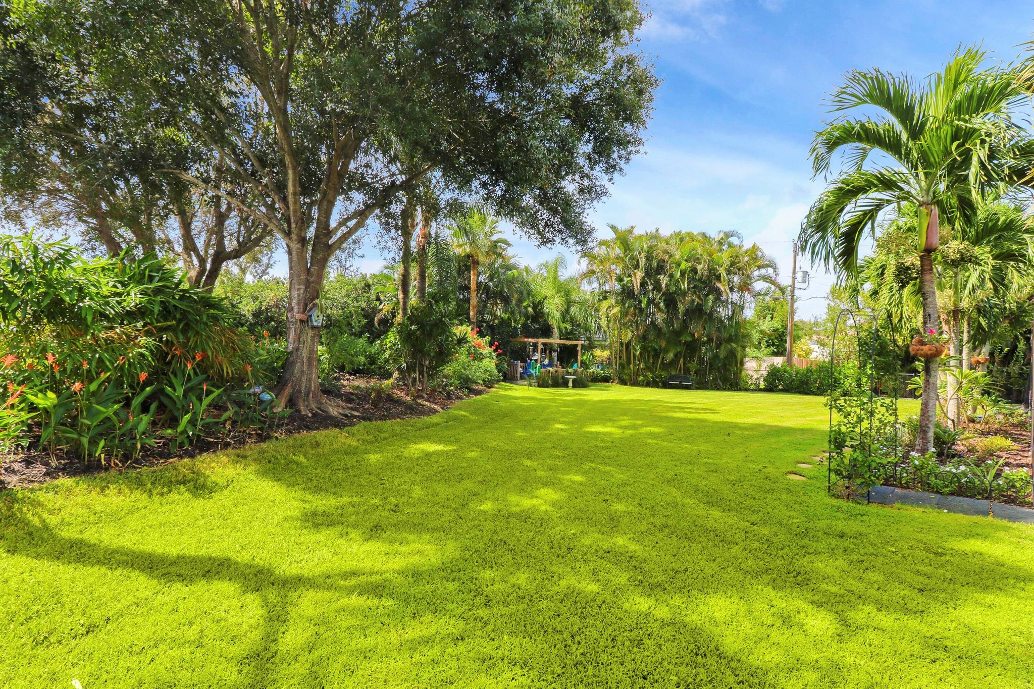 2910 SE Cates Circle