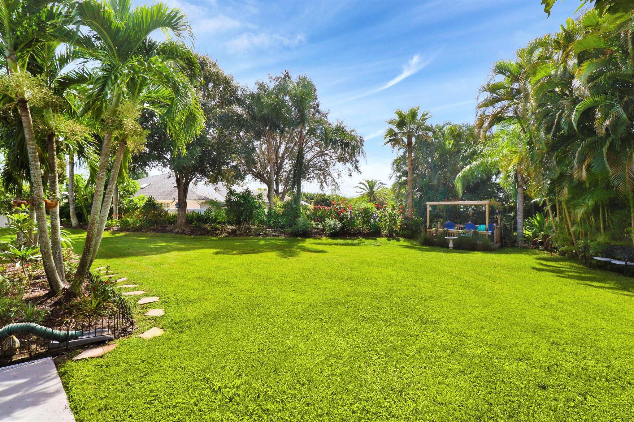 2910 SE Cates Circle