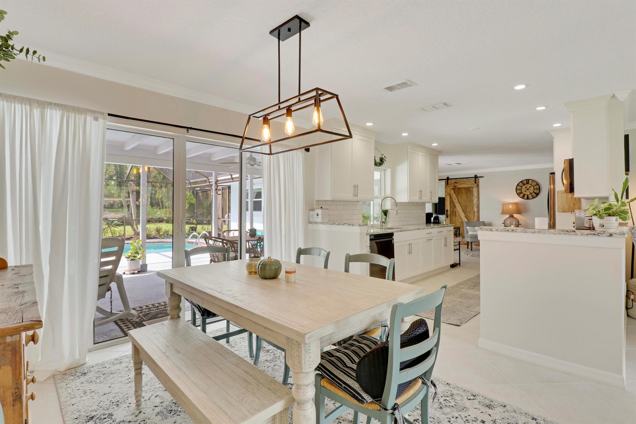 2910 SE Cates Circle