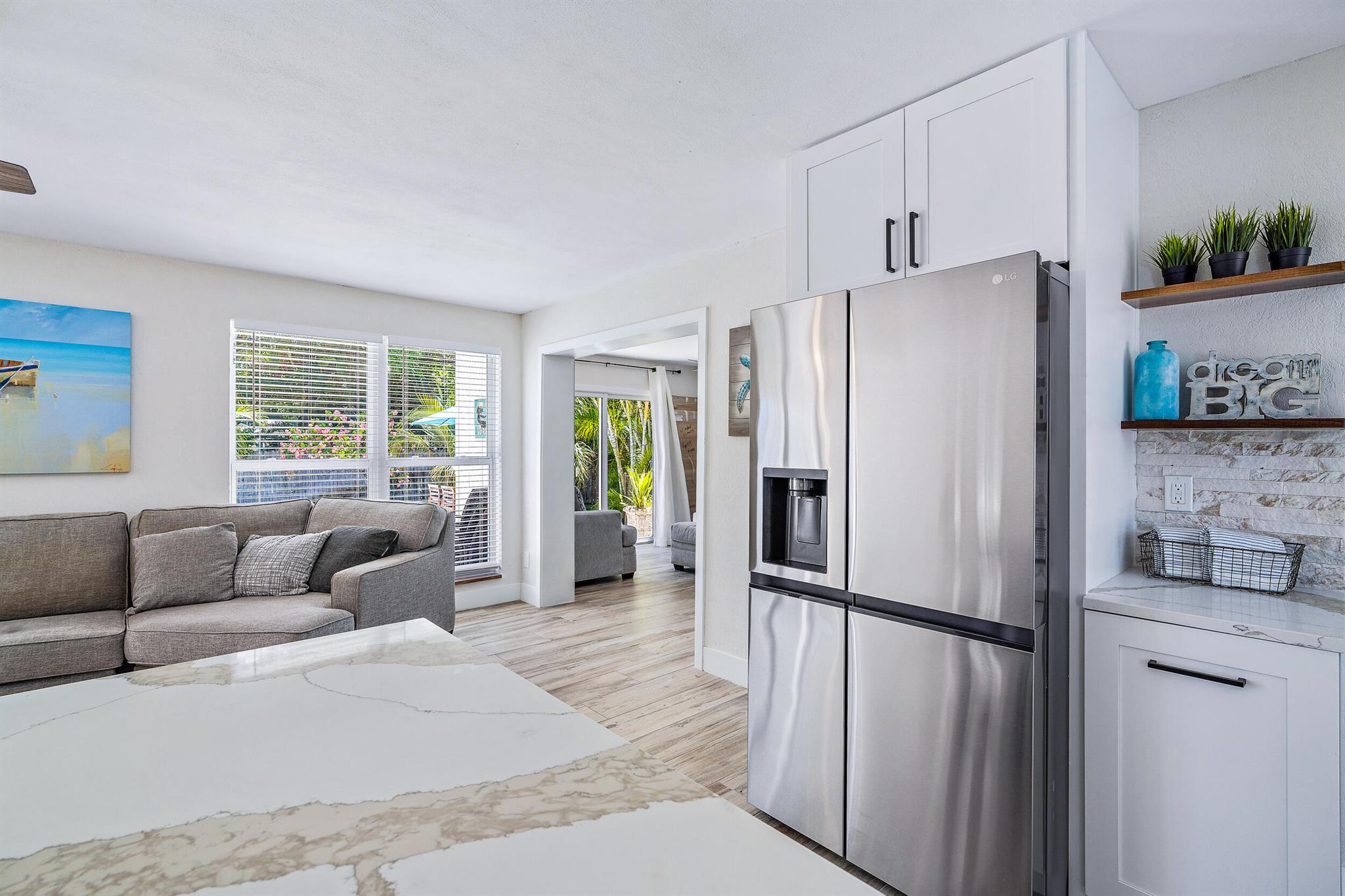 805 Alamanda Drive
