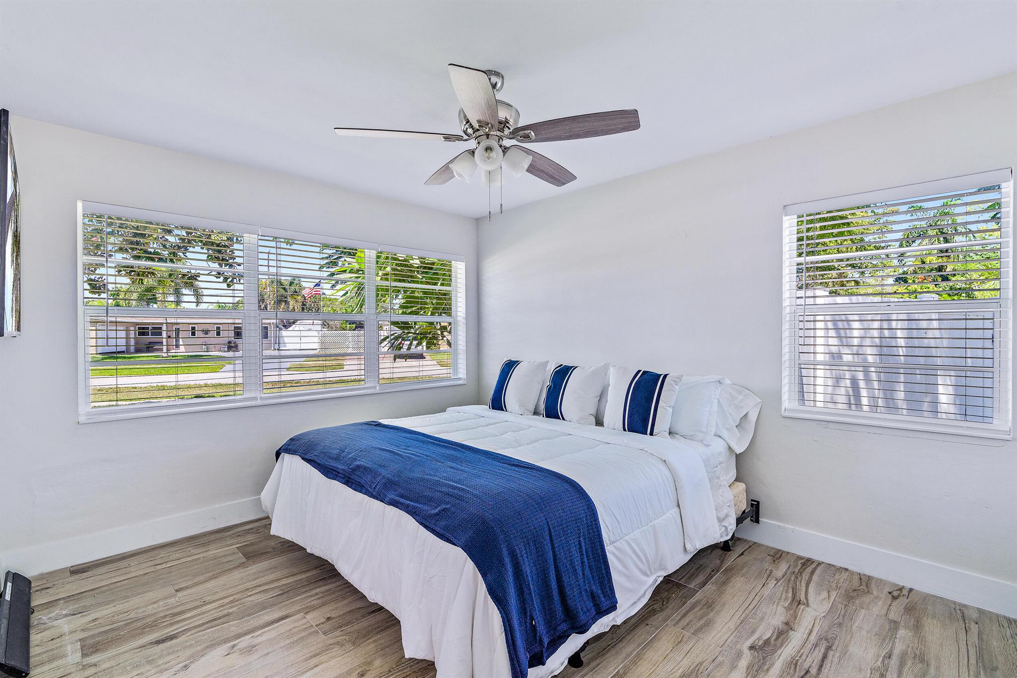 805 Alamanda Drive