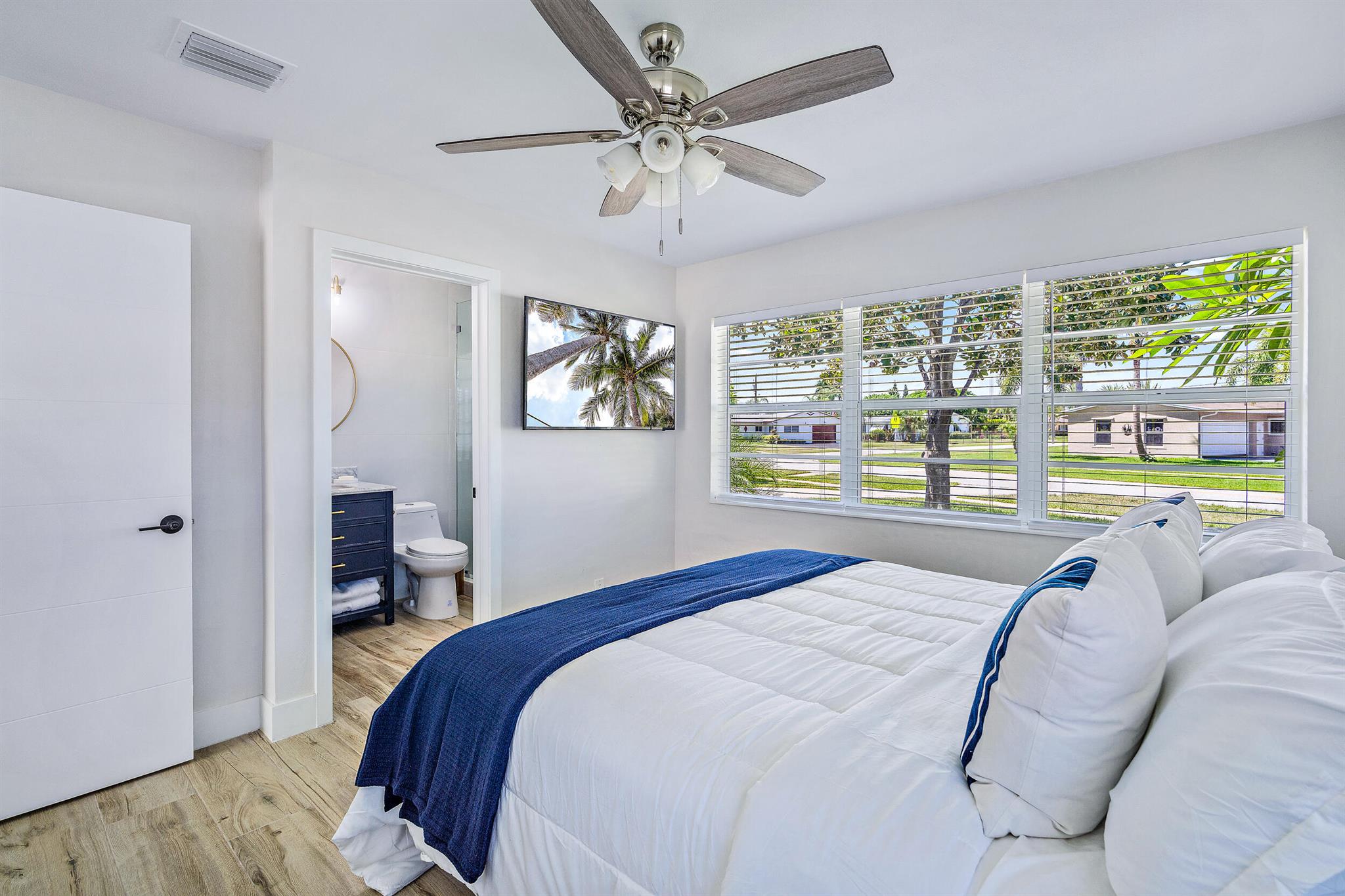805 Alamanda Drive