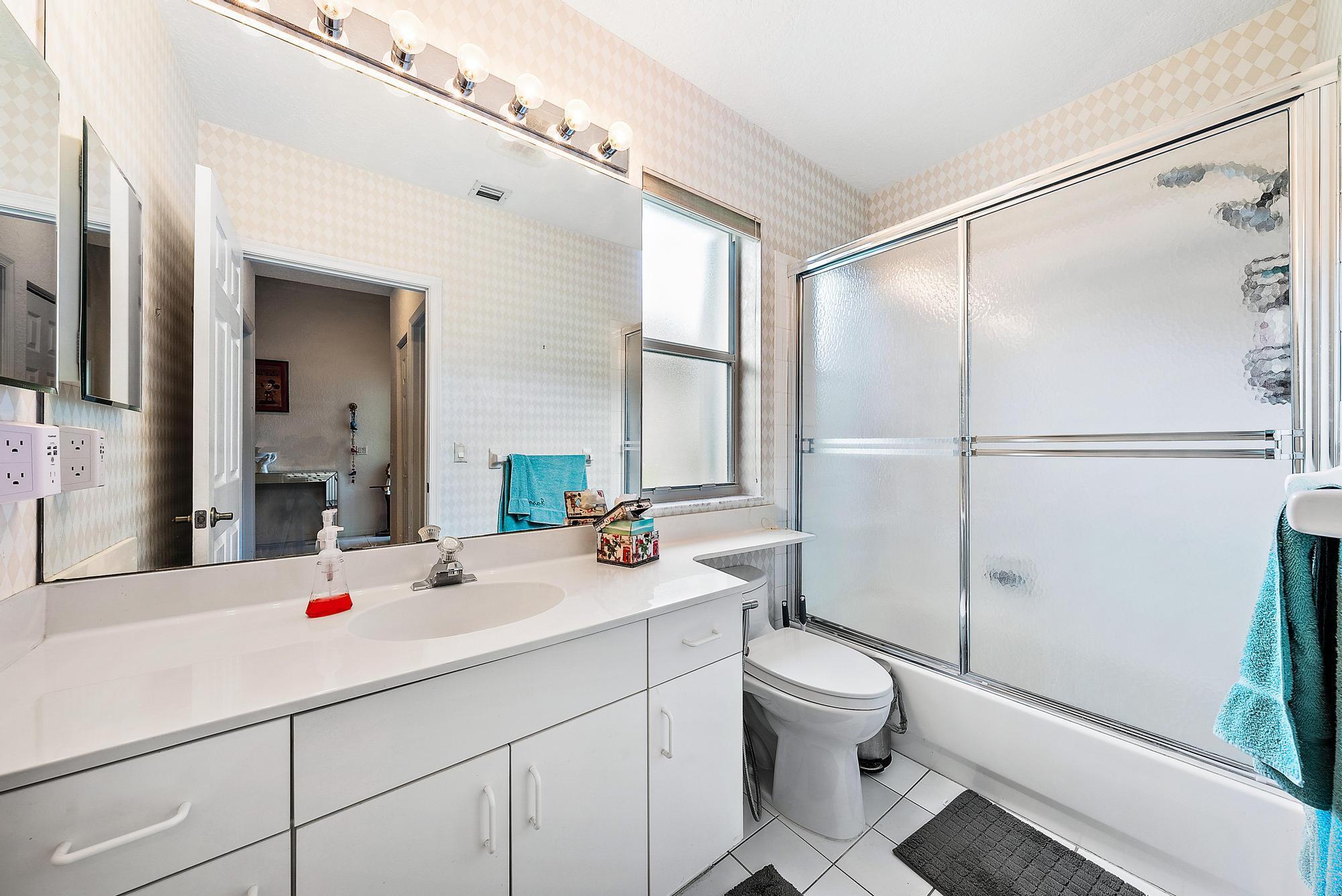 9619 Orchid Grove Trail