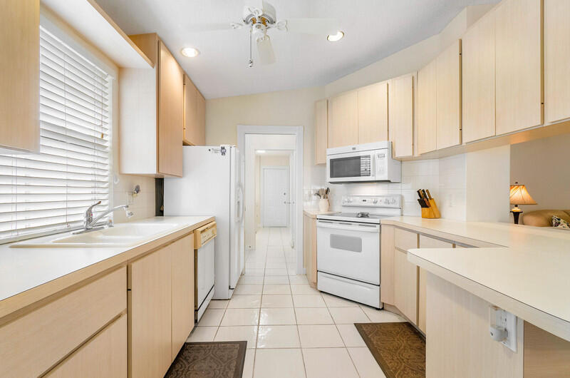 8302 Old Forest Road, Palm Beach Gardens