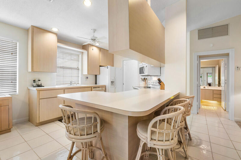 8302 Old Forest Road, Palm Beach Gardens