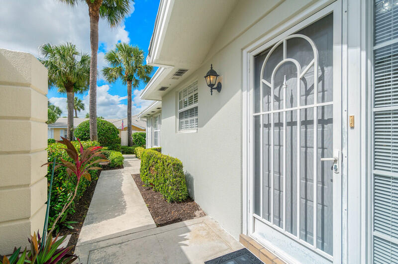 8302 Old Forest Road, Palm Beach Gardens