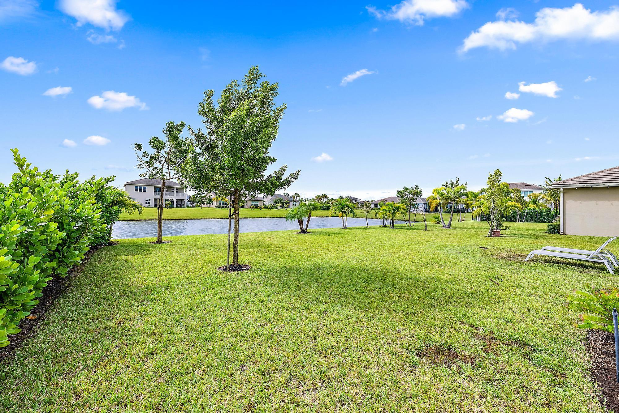 15888 Meadowlark Court