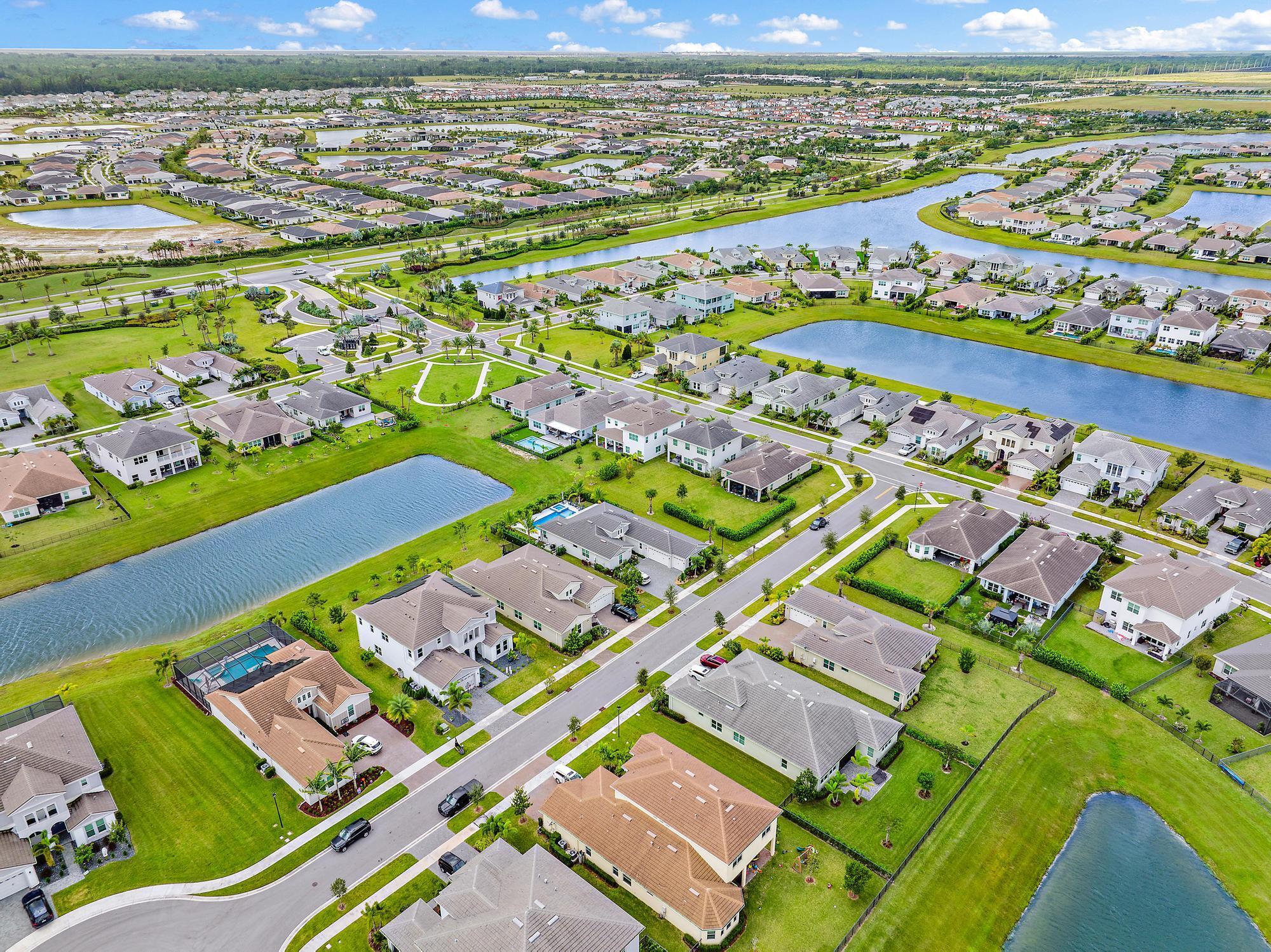 15888 Meadowlark Court