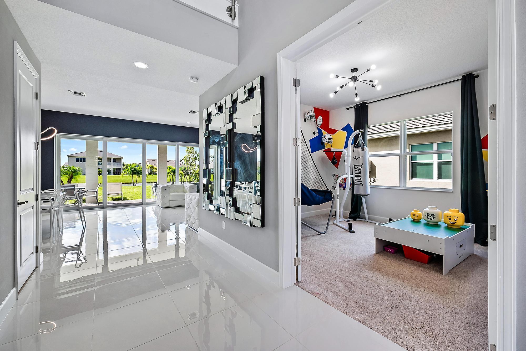 15888 Meadowlark Court