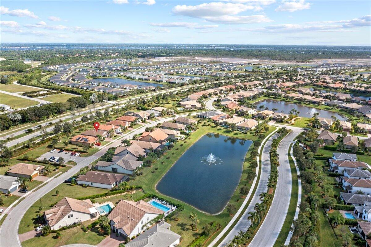 425 SE Bancroft Court