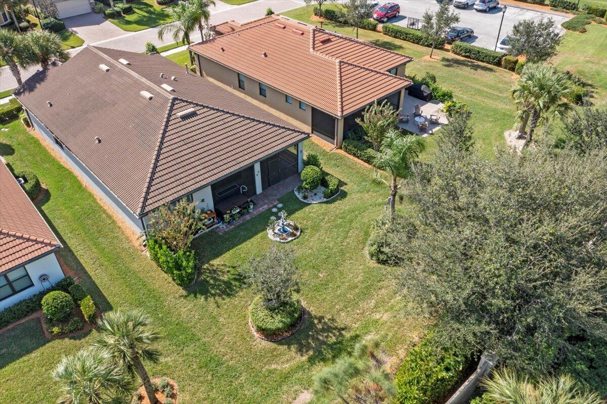 425 SE Bancroft Court