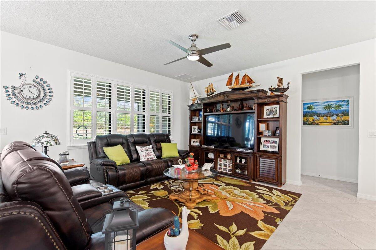 425 SE Bancroft Court