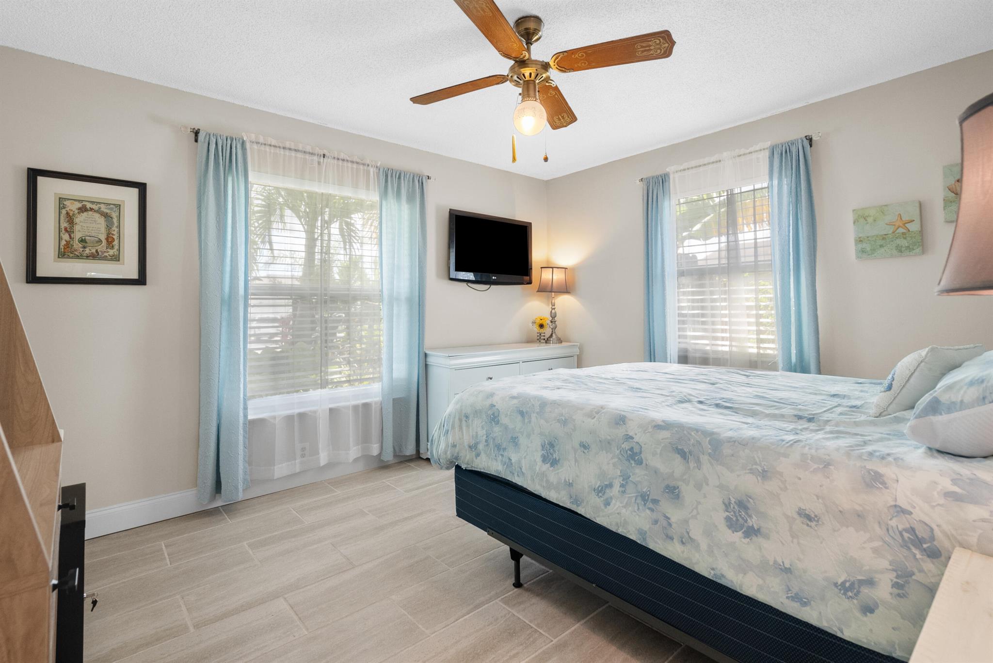 1950 SE Floresta Drive