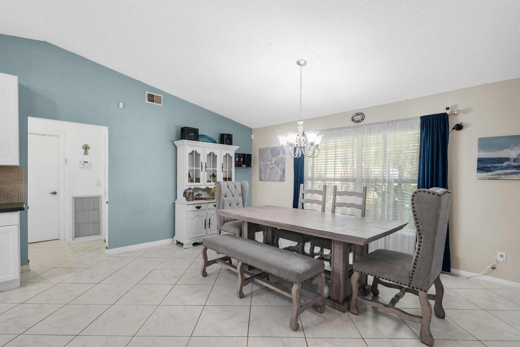 1950 SE Floresta Drive