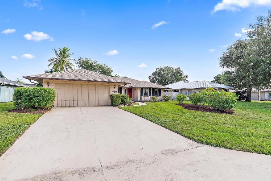 7893 SE Lexington Avenue