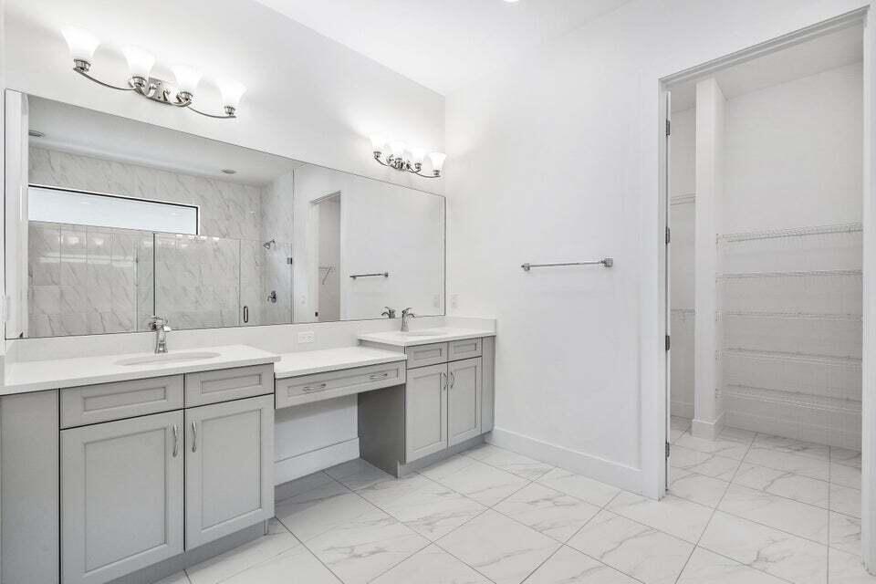 13551 Artisan Circle