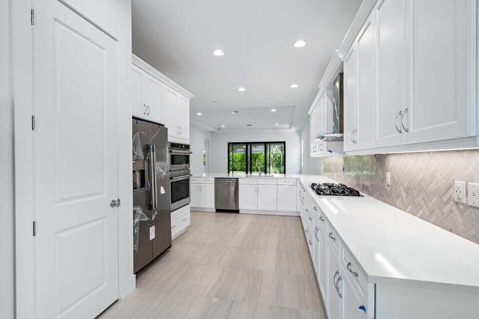 13551 Artisan Circle