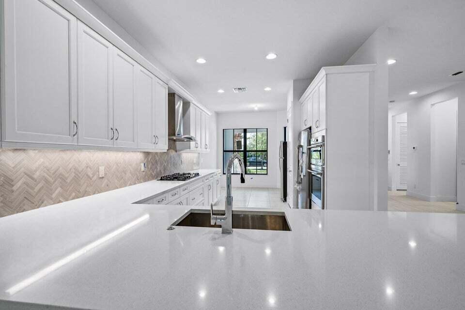 13551 Artisan Circle