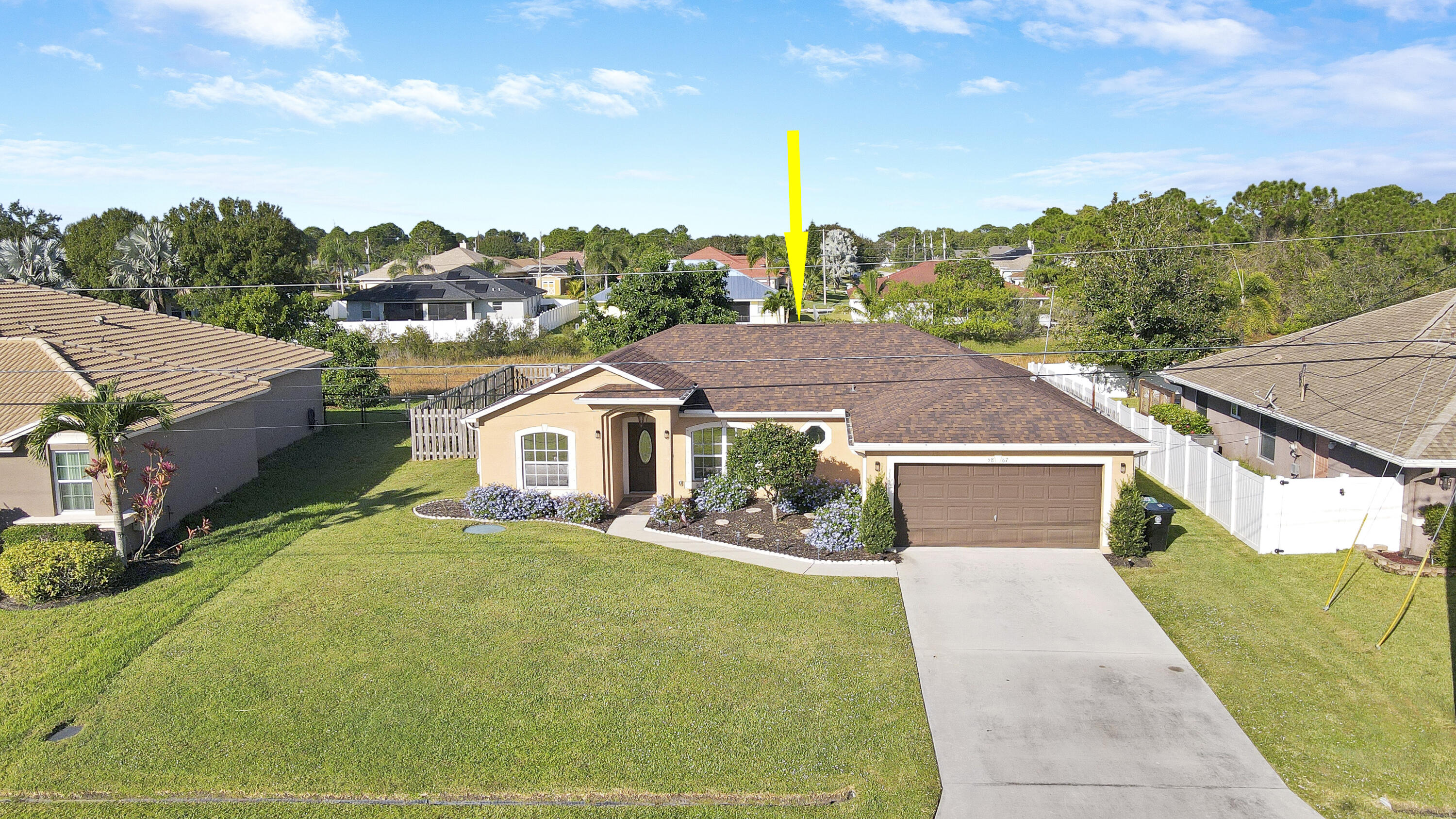 5867 NW Zenith Drive