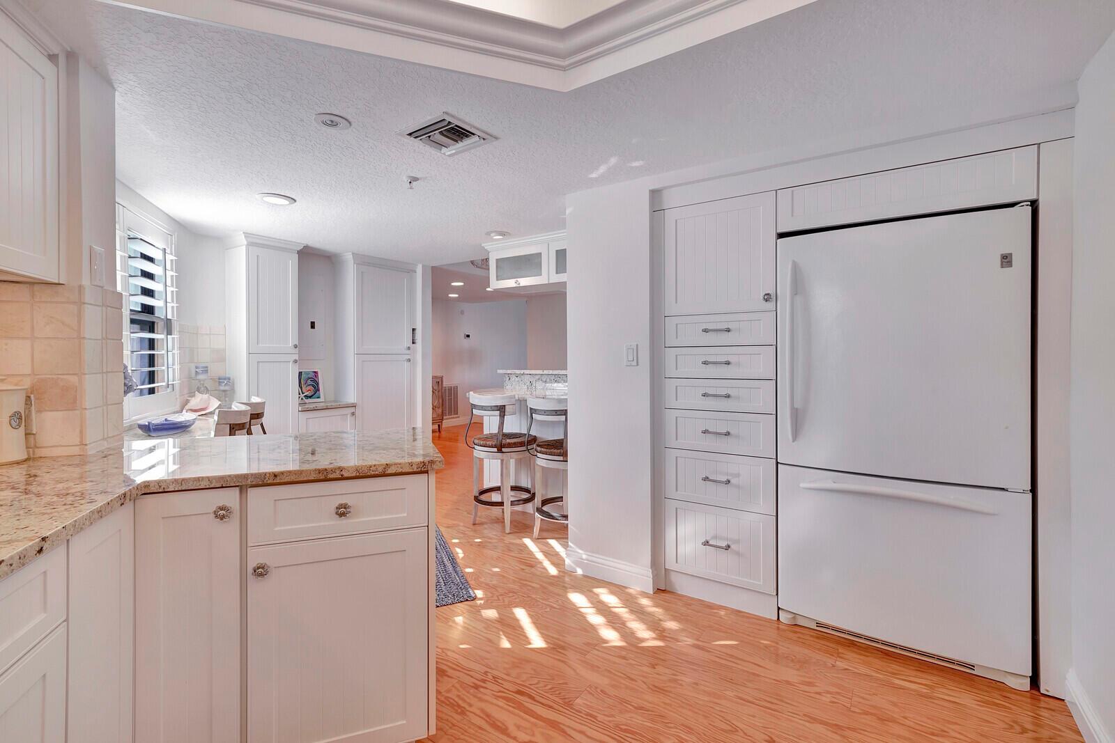 19800 Sandpointe Bay Drive 312