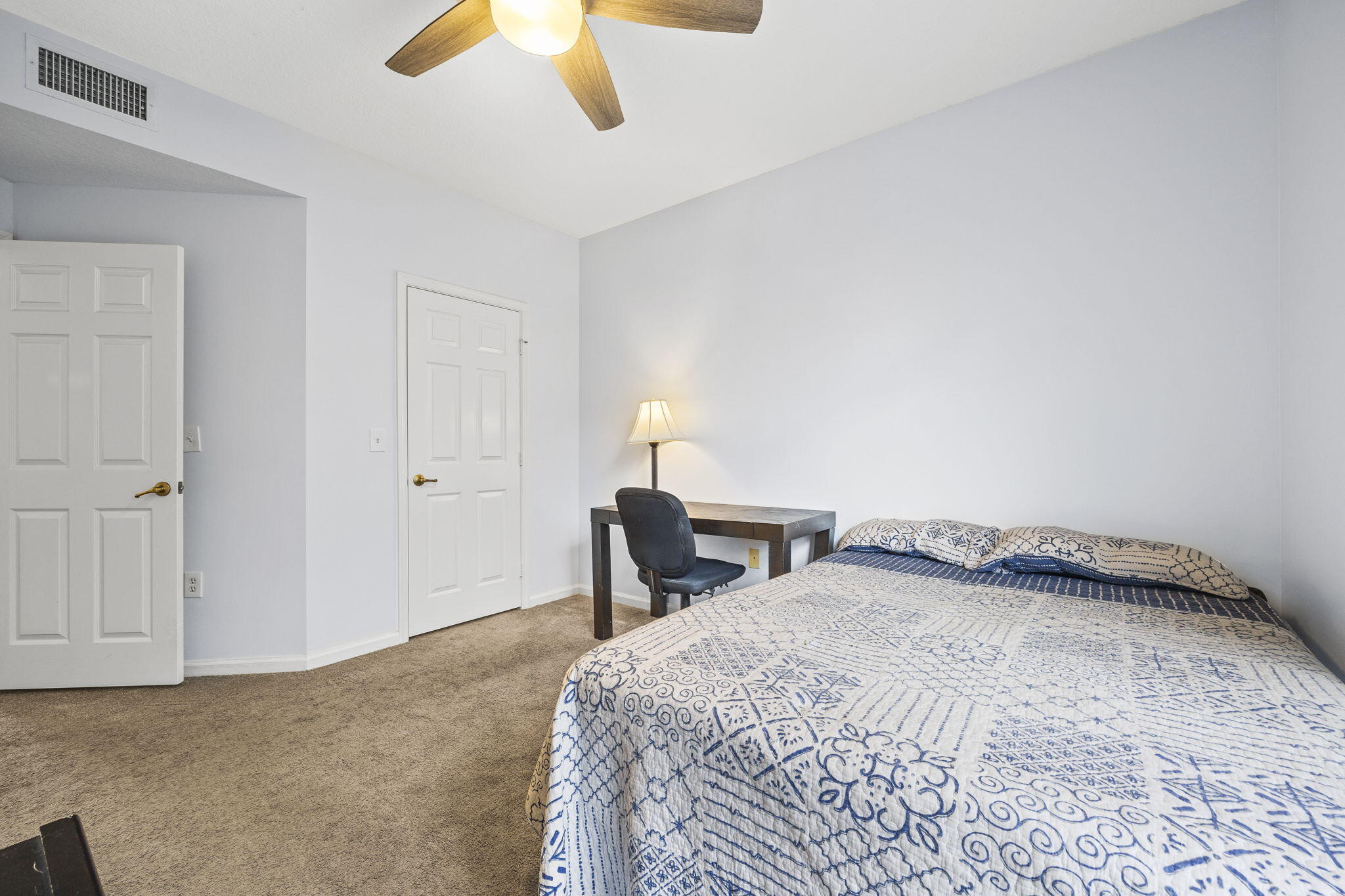 4822 Chancellor Drive 22