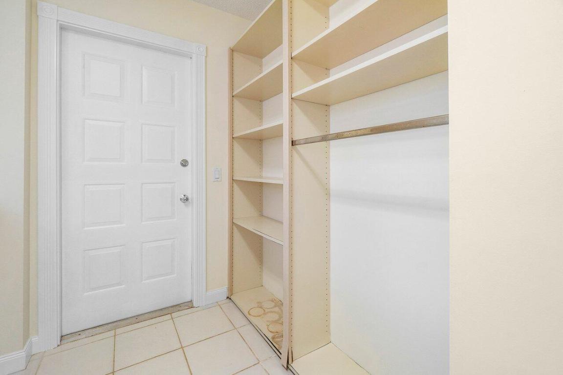 4217 Royal Oak Drive, Palm Beach Gardens