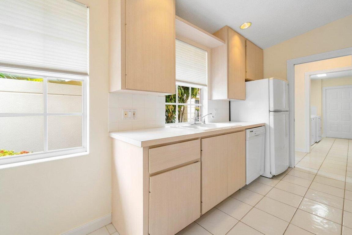 4217 Royal Oak Drive, Palm Beach Gardens
