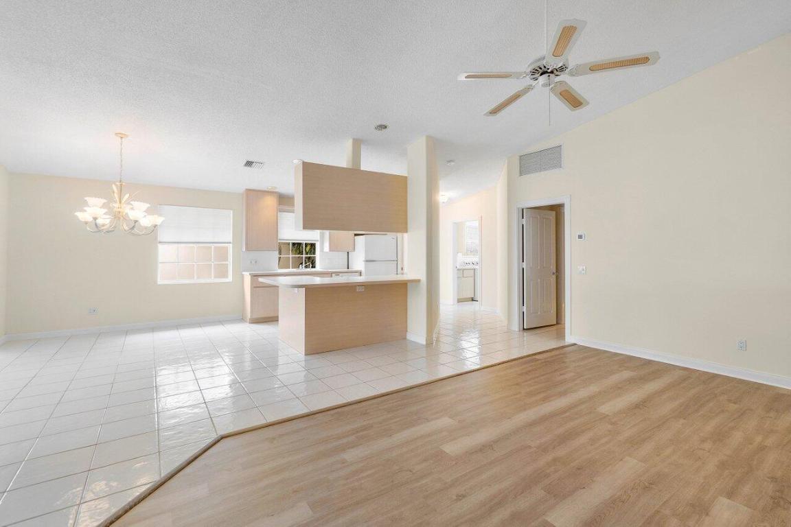4217 Royal Oak Drive, Palm Beach Gardens