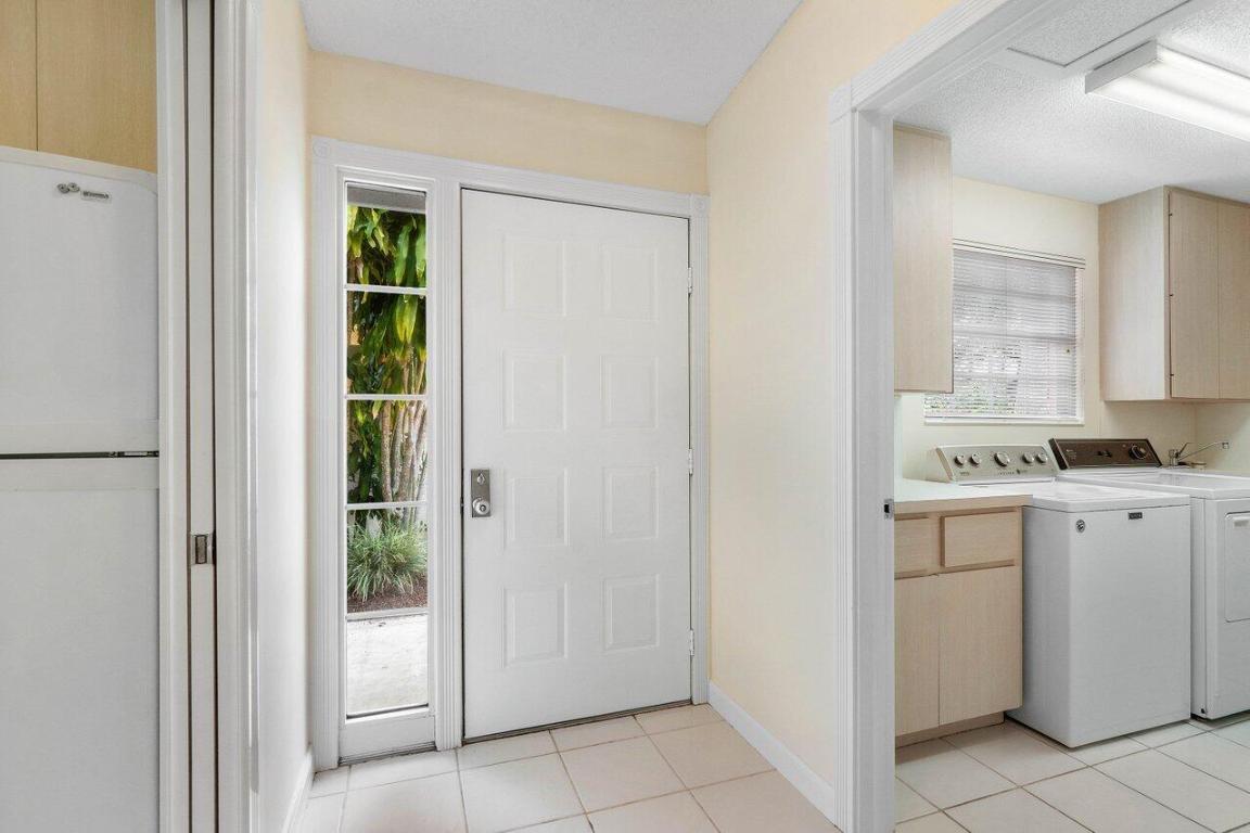 4217 Royal Oak Drive, Palm Beach Gardens