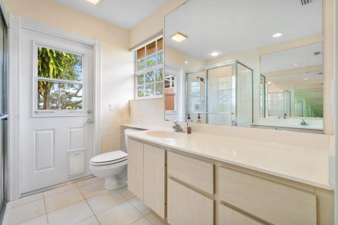4217 Royal Oak Drive, Palm Beach Gardens
