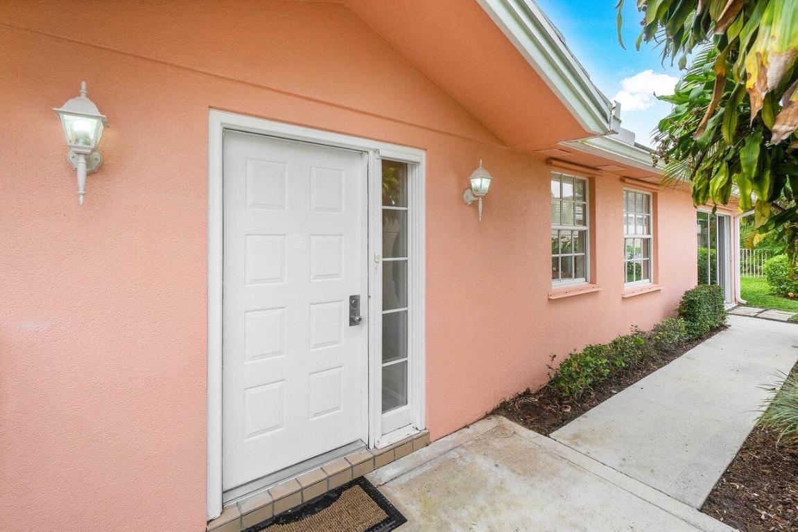 4217 Royal Oak Drive, Palm Beach Gardens