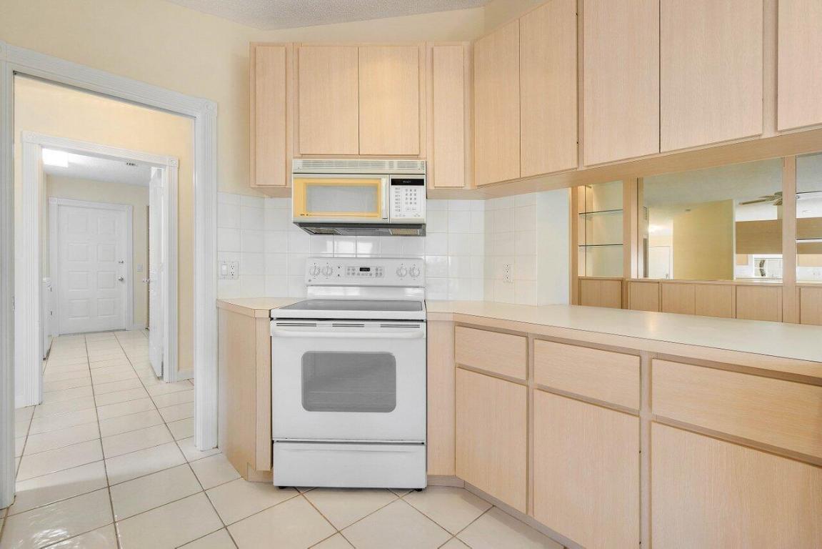 4217 Royal Oak Drive, Palm Beach Gardens