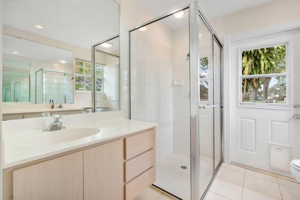 4217 Royal Oak Drive, Palm Beach Gardens