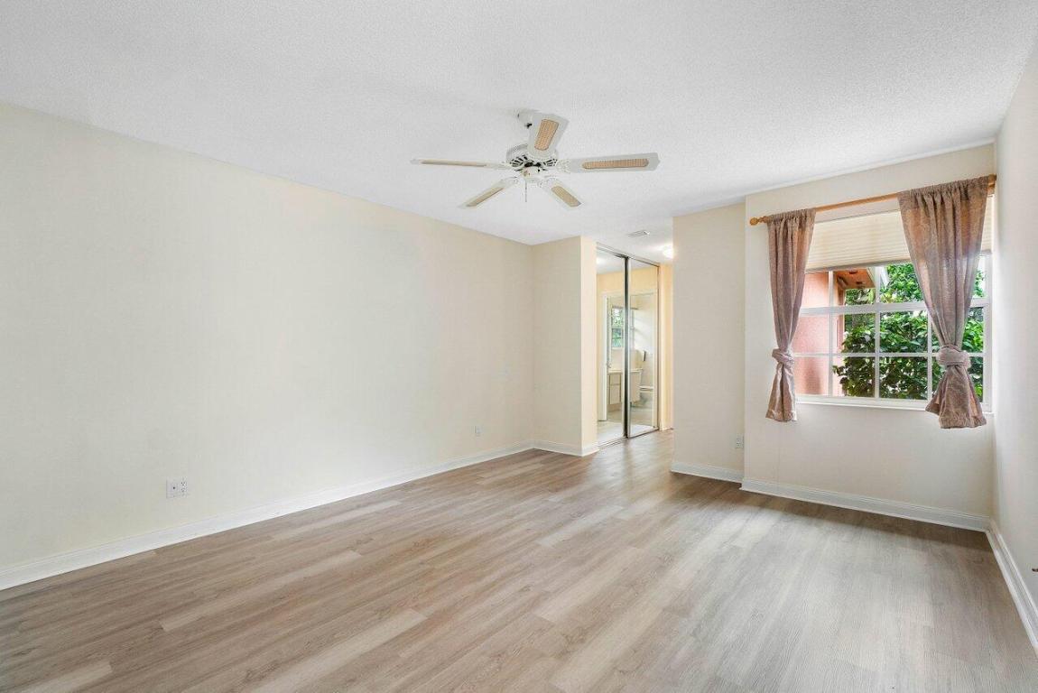 4217 Royal Oak Drive, Palm Beach Gardens